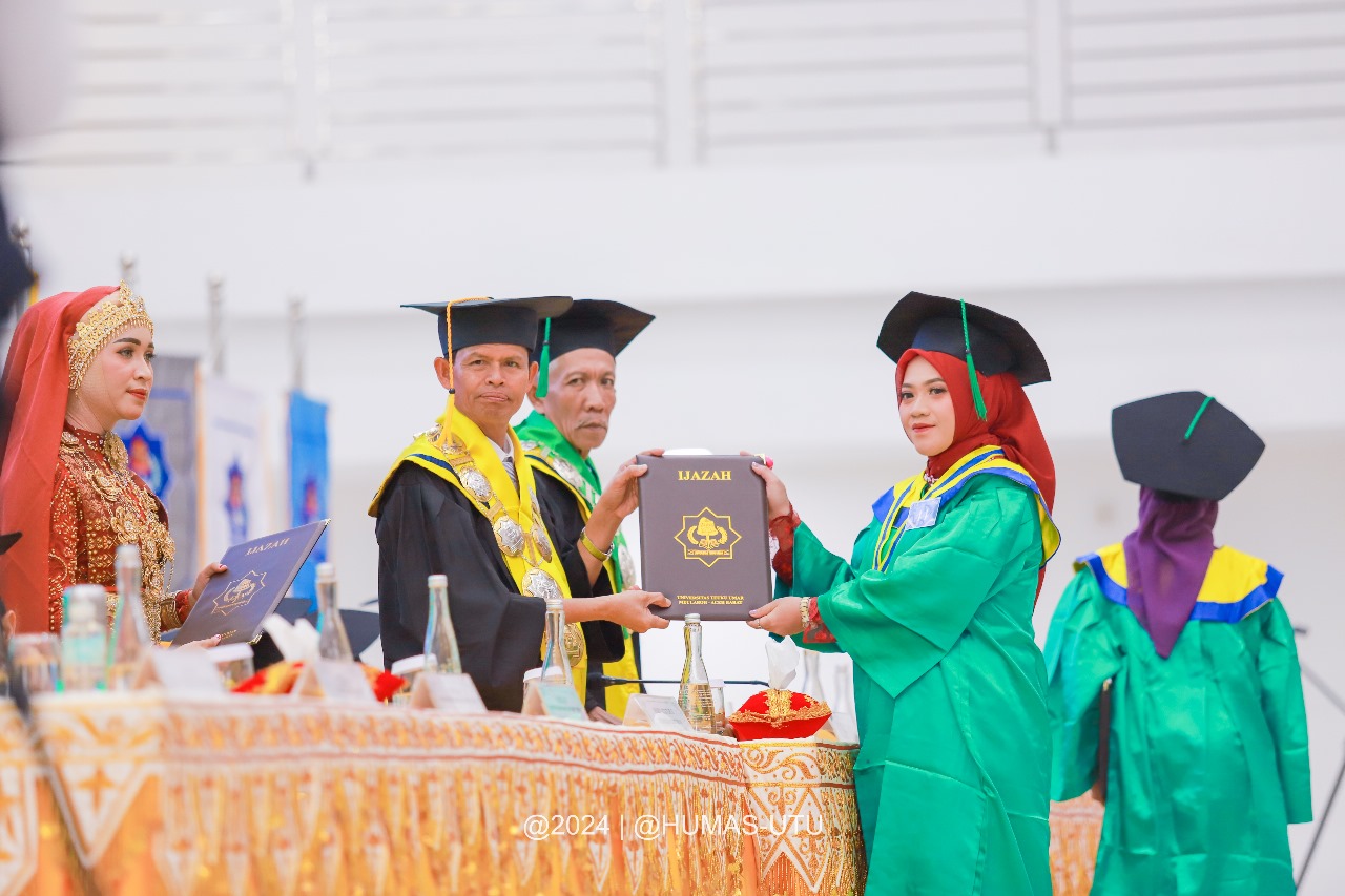 UTU Gelar Wisuda ke-XVIII, Rektor Dorong Lulusan  Berinovasi dan Berkontribusi untuk Masyarakat