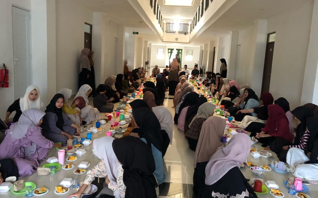 Indahnya Kebersamaan, Rusunawa UTU Gelar Buka Puasa Bersama
